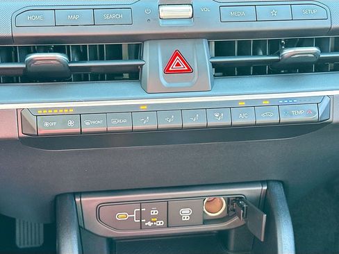 New 2025 Kia K4 LXS image 15