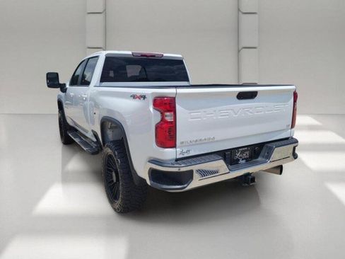 Used 2025 Chevrolet Silverado 2500 LT w/ Safety Package AWD/4WD image 6