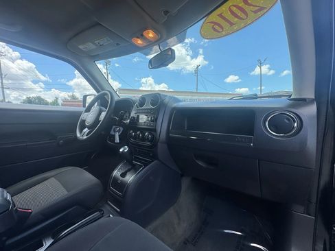 Used 2016 Jeep Patriot Sport image 14