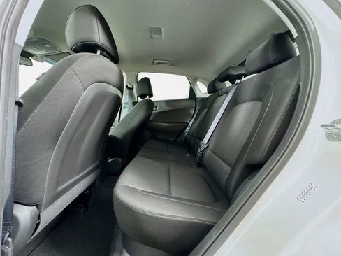 Certified 2022 Hyundai Kona SEL FWD image 35