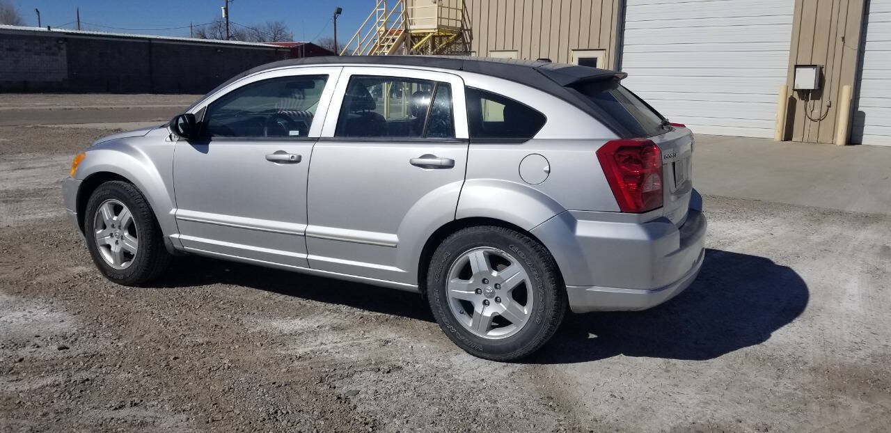 Used 2009 Dodge Caliber SXT FWD image 3