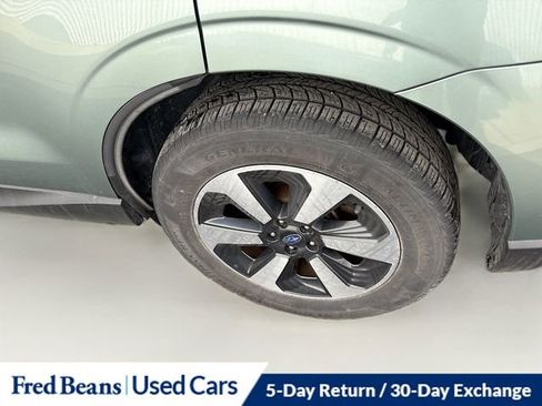 Used 2017 Subaru Forester 2.5i Limited image 14