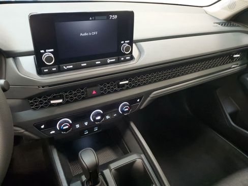 Certified 2024 Honda Accord EX image 29
