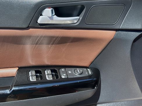 Used 2017 Kia Sportage SX image 15