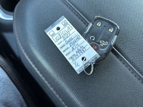 Used 2023 GMC Sierra 2500 AT4 w/ AT4 Premium Plus Package image 33