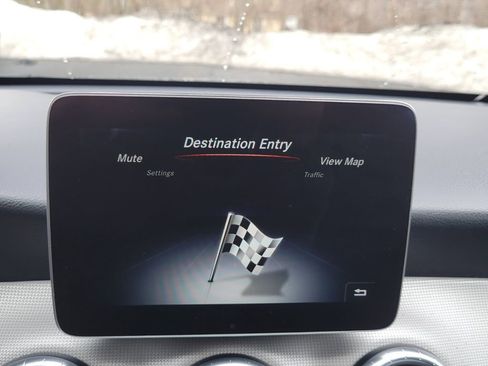 Certified 2019 Mercedes-Benz CLA 250 4MATIC image 22