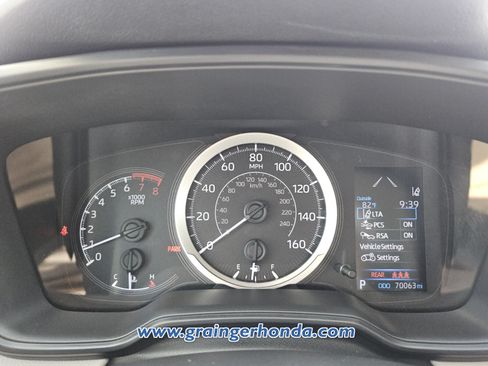 Used 2021 Toyota Corolla LE FWD image 21