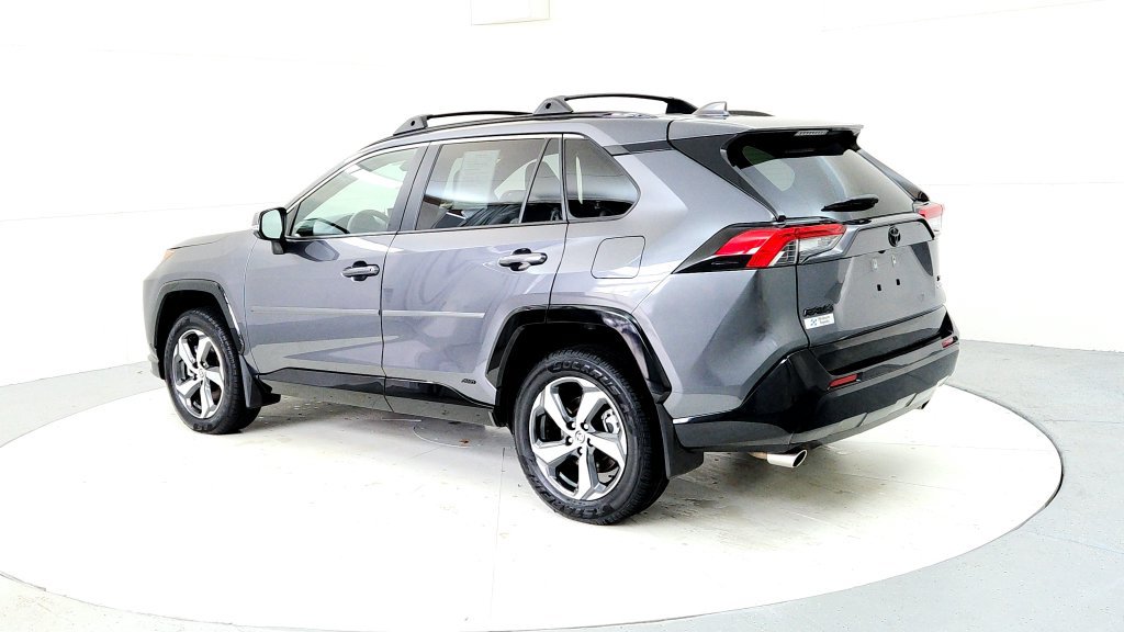 Certified 2025 Toyota RAV4 SE w/ Weather & Moonroof Package AWD/4WD image 4