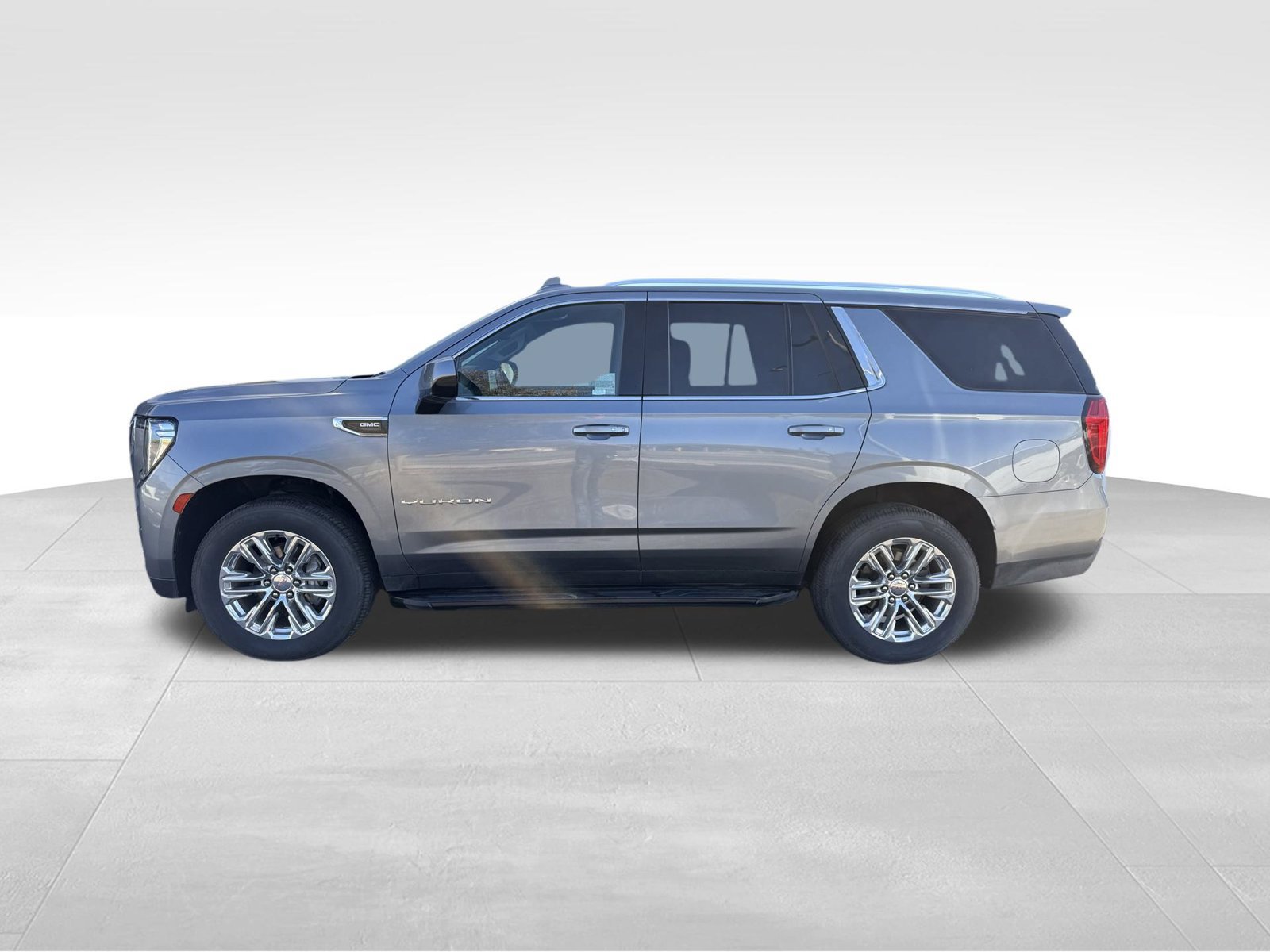 Used 2021 GMC Yukon SLE AWD/4WD image 6
