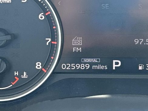 Used 2025 Mitsubishi Outlander SE AWD/4WD image 42