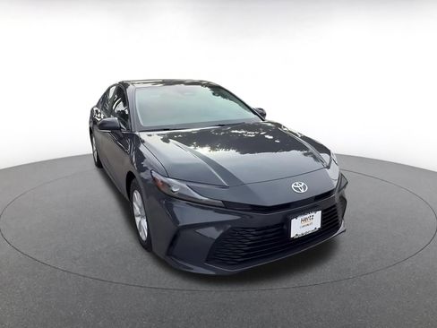 Used 2025 Toyota Camry LE FWD image 3
