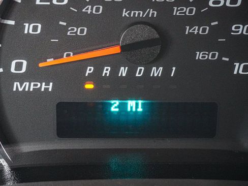 New 2025 Chevrolet Express 2500 image 40