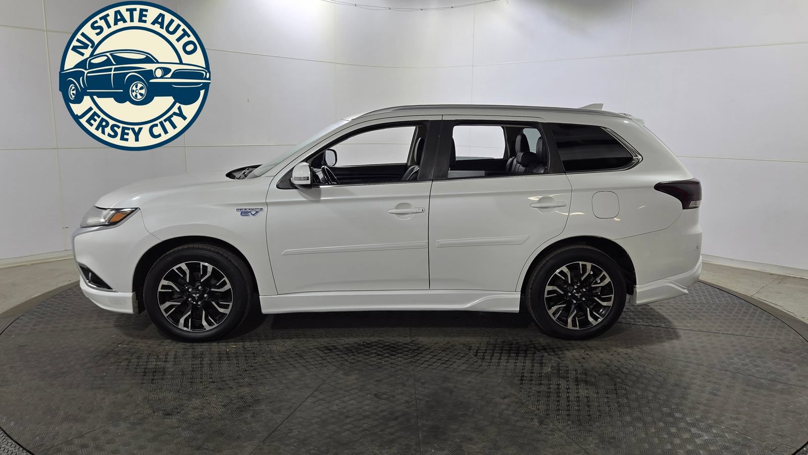 Used 2018 Mitsubishi Outlander SEL AWD/4WD image 4