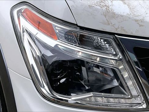 Used 2019 Nissan Armada SL w/ Premium Package image 26