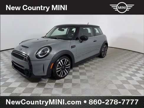 Used 2023 MINI Cooper S image 3