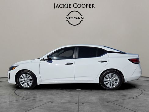 New 2025 Nissan Sentra S image 2