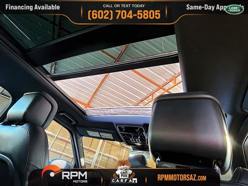 Used 2018 Land Rover Range Rover Sport HSE image 34