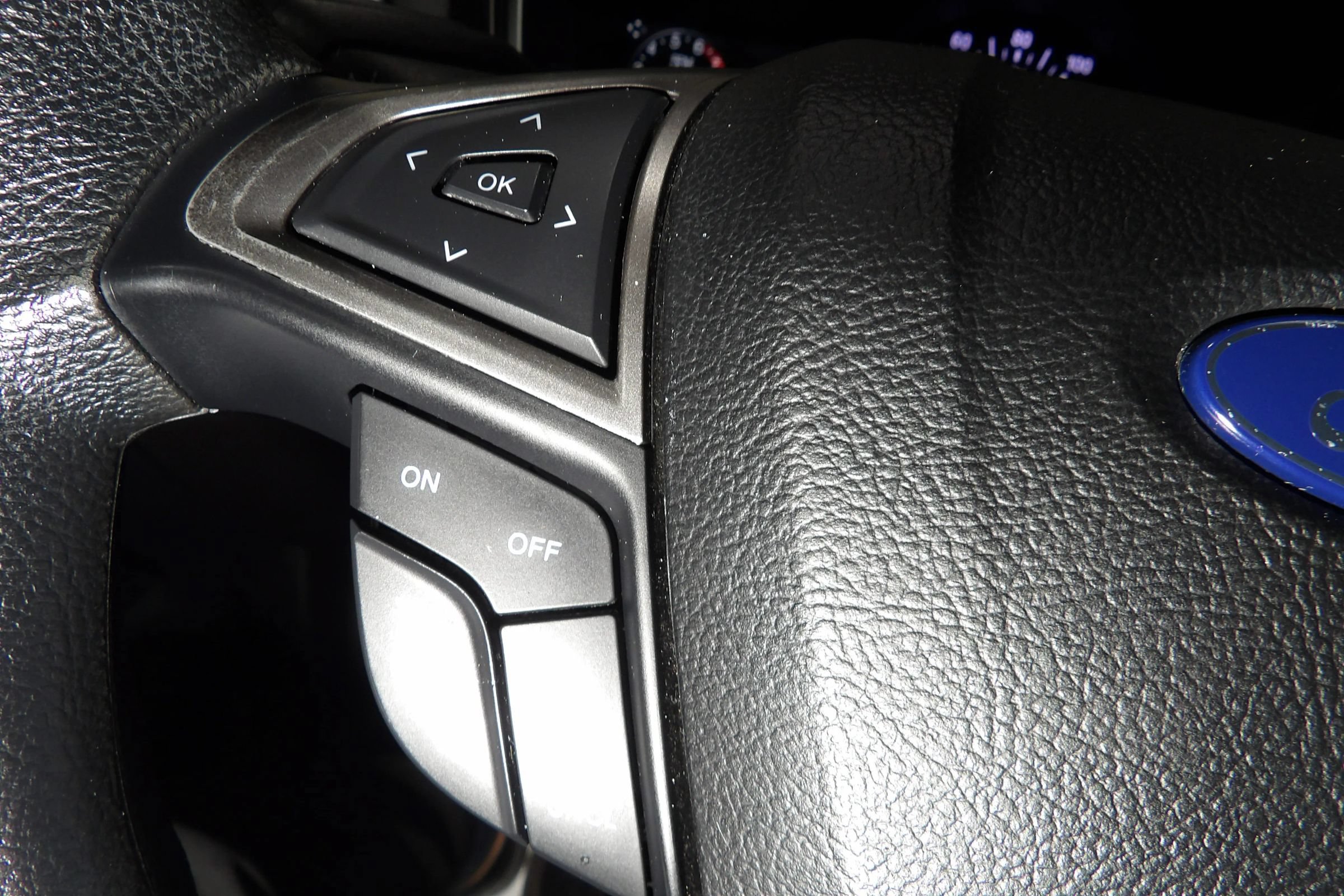 Used 2020 Ford Fusion SE FWD image 18