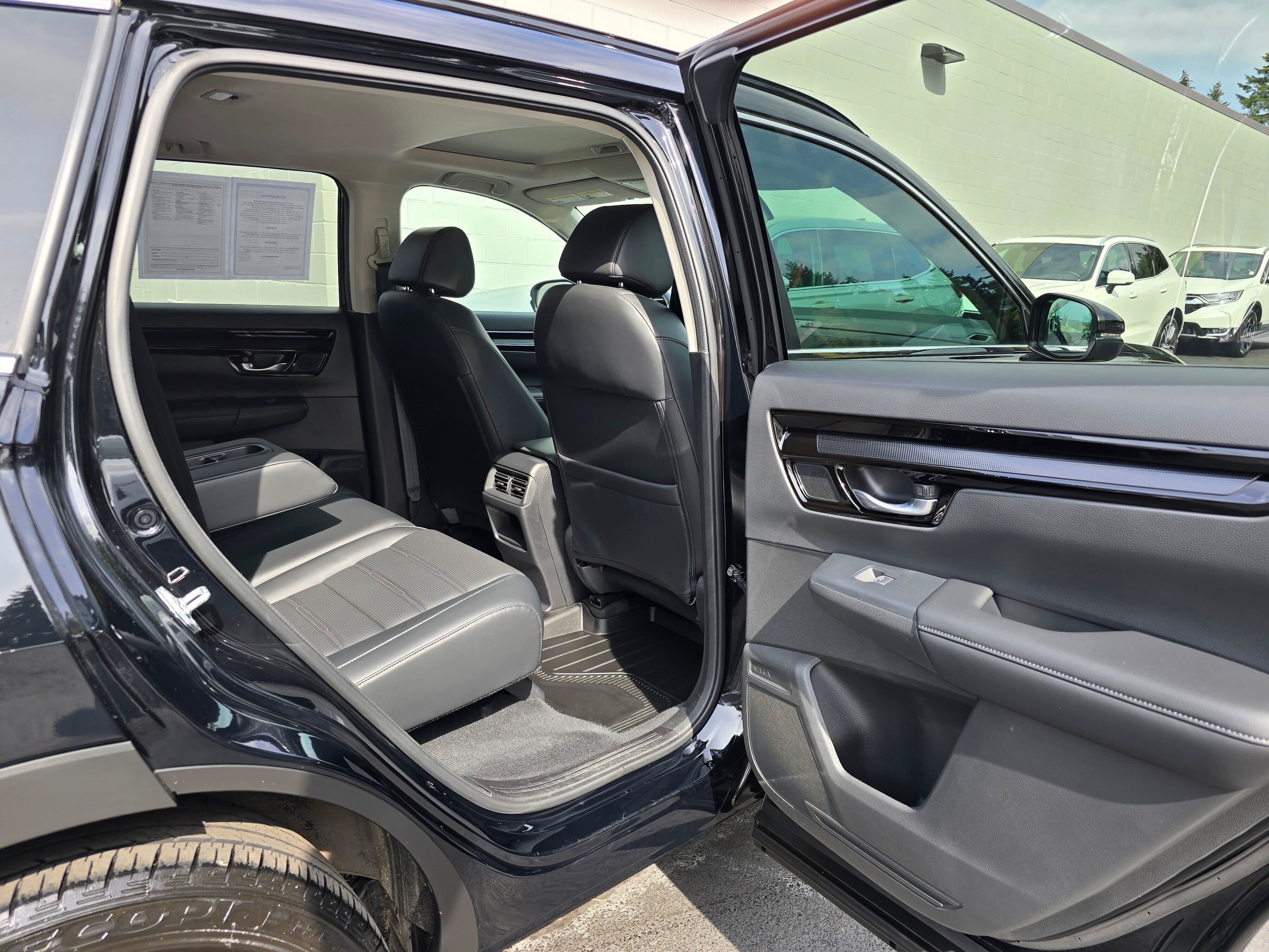 Used 2023 Honda CR-V EX-L image 11