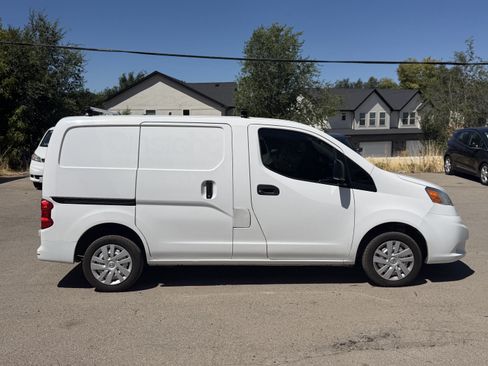 Used 2018 Nissan NV200 S FWD image 7