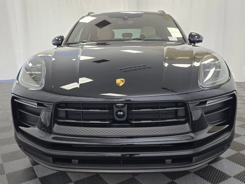 New 2025 Porsche Macan image 10