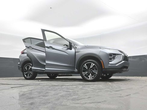 Used 2025 Mitsubishi Eclipse Cross SEL AWD/4WD image 55