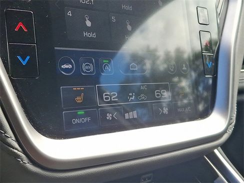 Used 2023 Subaru Outback Limited XT image 18