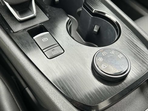 Certified 2023 Nissan Rogue SV w/ SV Premium B Package AWD/4WD image 25