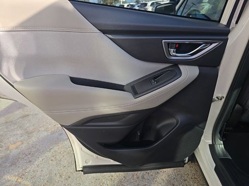 Used 2023 Subaru Forester Premium image 39