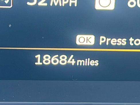 Used 2026 INFINITI QX60 Luxe w/ Cargo Package FWD image 31