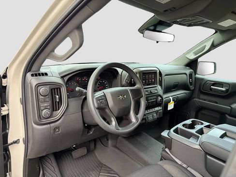 New 2026 Chevrolet Silverado 1500 Custom Trail Boss w/ LPO, Dark Essentials Package AWD/4WD image 10