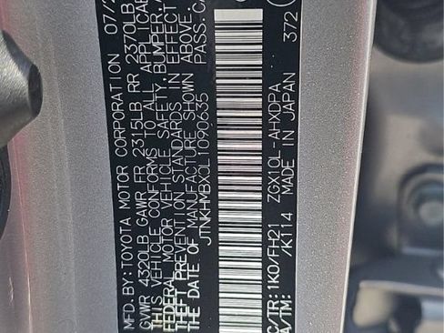 Used 2020 Toyota C-HR LE FWD image 8