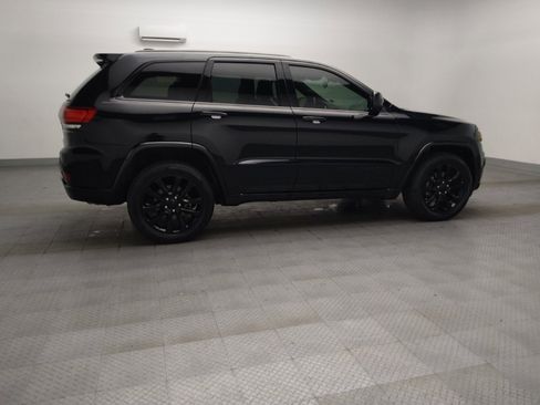 Used 2021 Jeep Grand Cherokee Laredo X RWD image 10