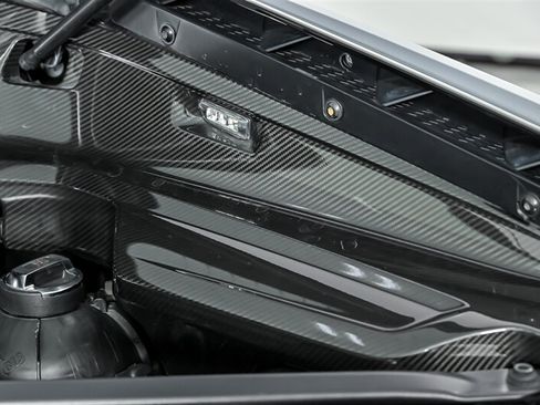 Used 2017 Audi R8 V10 w/ Carbon Exterior Package AWD/4WD image 16
