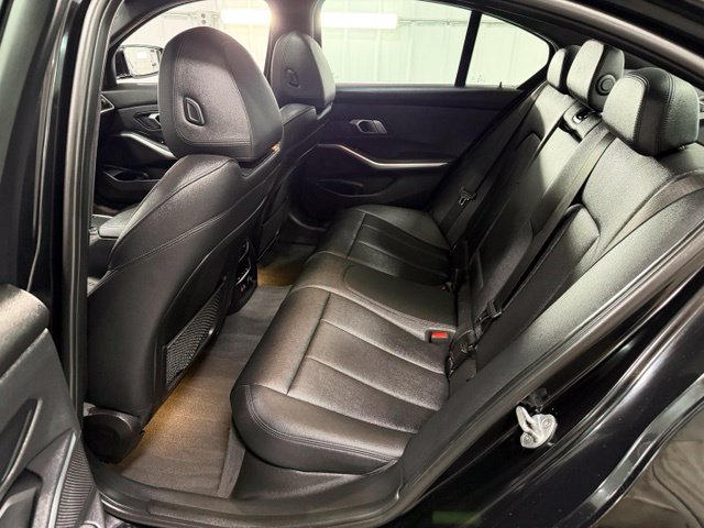 Used 2020 BMW 330i xDrive Sedan w/ Driving Assistance Package AWD/4WD image 10