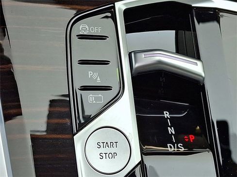 Certified 2026 BMW X5 xDrive50e w/ M Sport Package image 19