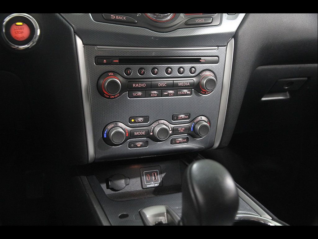 Used 2019 Nissan Pathfinder SL AWD/4WD image 15