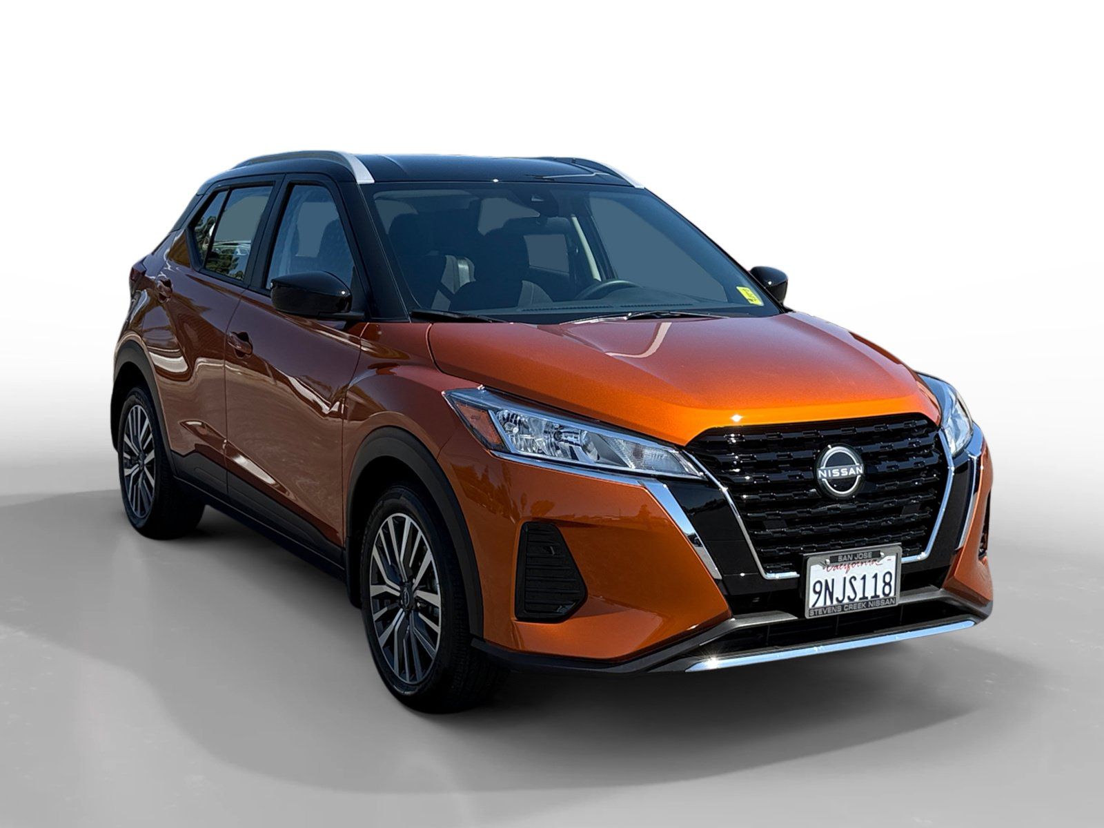 Used 2024 Nissan Kicks SV FWD image 7