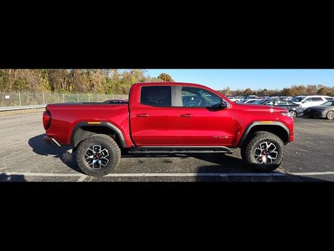 Used 2024 GMC Canyon AT4X AWD/4WD image 6