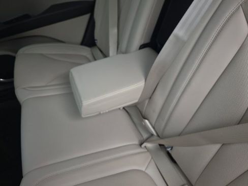 Used 2019 Lincoln Nautilus Reserve image 19