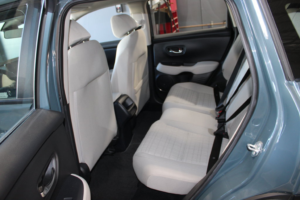 Used 2024 Honda HR-V LX image 10