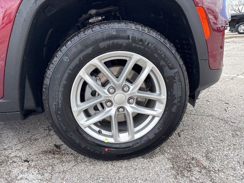 New 2026 Jeep Grand Cherokee Laredo X AWD/4WD image 39