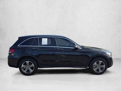 Used 2021 Mercedes-Benz GLC 300 4MATIC image 4