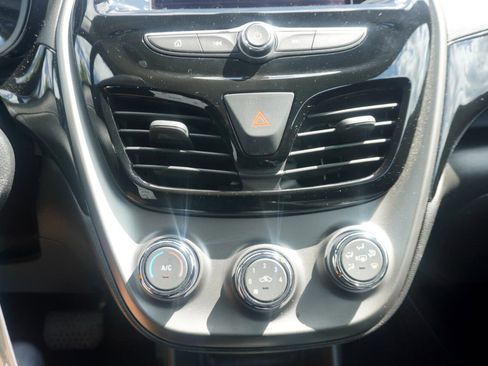 Used 2020 Chevrolet Spark LT image 25