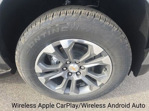 New 2026 Chevrolet Suburban LS image 37