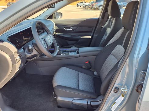 New 2026 Nissan Sentra SV w/ SV Convenience Package FWD image 11