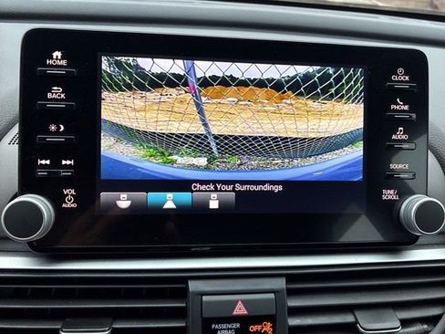 Used 2022 Honda Accord Sport image 7