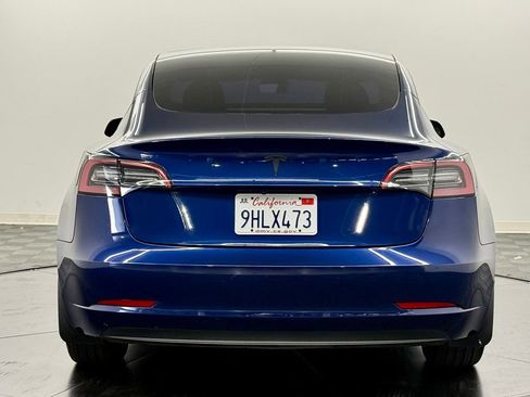 Used 2023 Tesla Model 3 Standard Range image 9