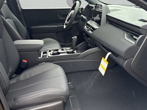 New 2026 Subaru Outback Limited AWD/4WD image 18