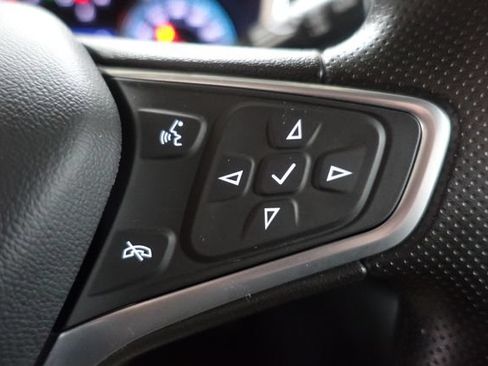 Used 2023 Chevrolet Equinox LT FWD image 13